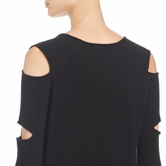 Aqua Cashmere V-Neck Sweater - Picture 1 of 4
